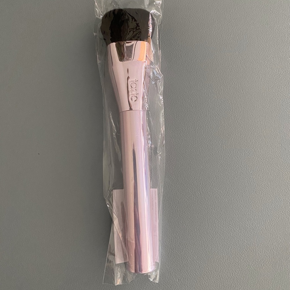 NEW Tarte Face Tape Powder Brush!